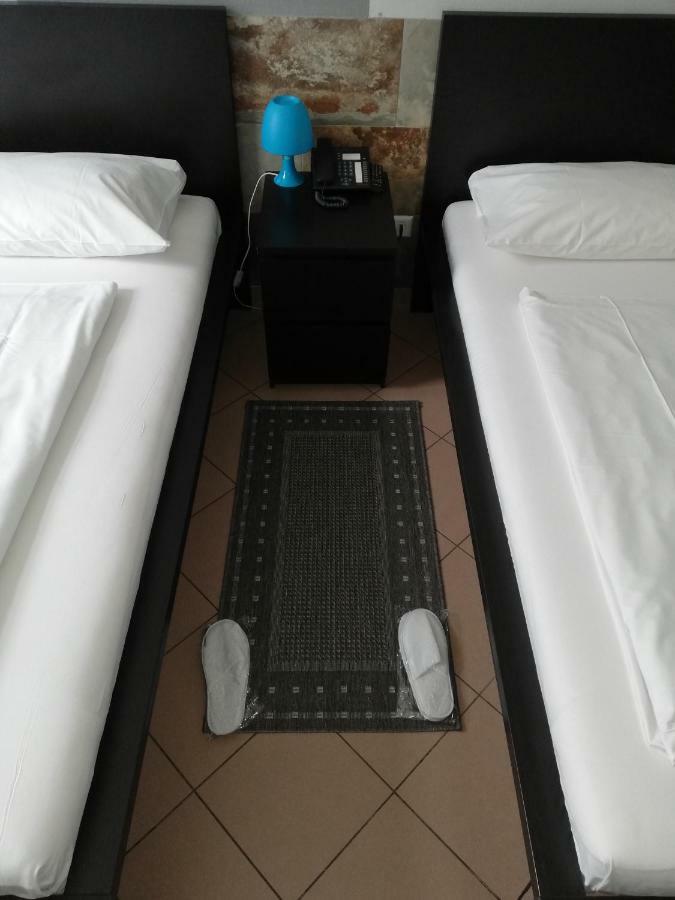 Angel Hotel Frankfurt am Main Buitenkant foto